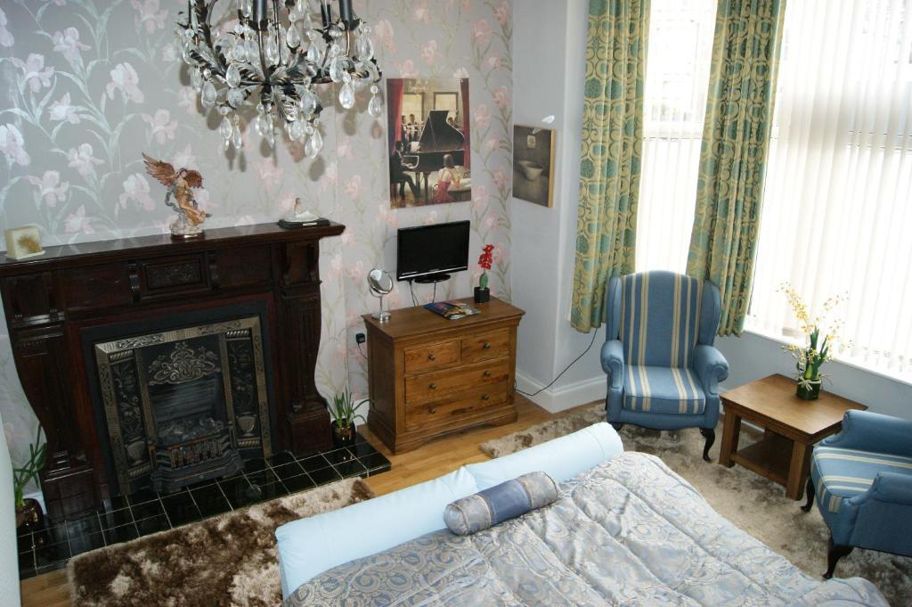 Dexby Townhouse Hotel Cardiff Room photo